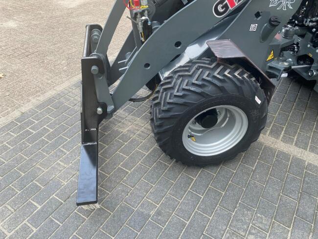 2025 Giant Inveegborstel 120 - 150 - 175cm ADV334 | Aanbouwdelen | Veegmachine / Borstel