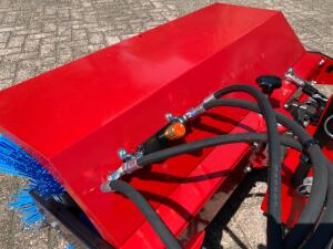 1 M-Sweep HSTV400 P/105cm Veegmachine