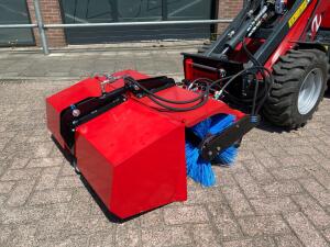 1 M-Sweep HSTV400 P/105cm Veegmachine