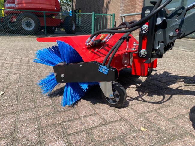 1 M-Sweep HSTV400 P/120cm Veegmachine VK8502 | Aanbouwdelen | Veegmachine / Borstel