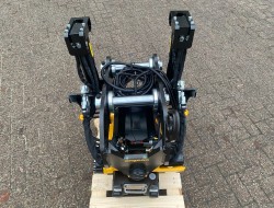 1 Engcon EC209 Tiltrotator KX080-4 - QS45 - SS9 VK8727 | Aanbouwdelen | Draaikantelstuk