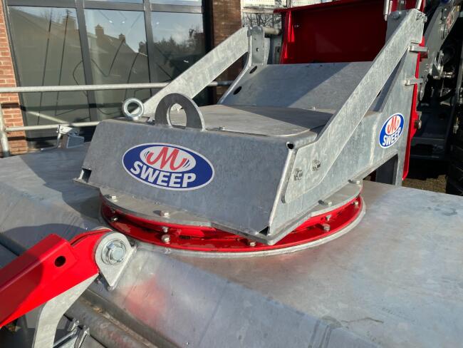 2025 M-Sweep HSTV 800P G 230cm Veegmachine ADV1040 | Aanbouwdelen | Veegmachine / Borstel