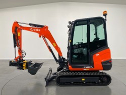 1 Kubota KX027-4 Hi Spec + Engcon EC204-CW05 ADV1047 | Graafmachine | Minigraver