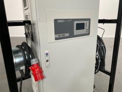 2025 Giant High-Frequency-Charger (Snellader) IP54 48V/300A + transportkast ADV1049 | Overige | Diversen