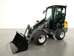 2025 Giant G2200E X-tra (Cabine) VK9185 | Wiellader | Mini Shovel