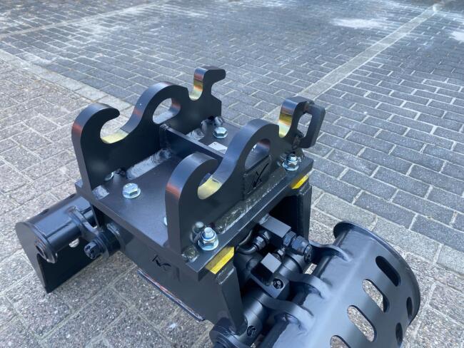 2026 V-M 150ND AC03 (CW05 / S40) Sorteergrijper (zonder draaikrans) (1,2-3,0t) ADV1069 | Aanbouwdelen | Sloop/Sorteerknijper