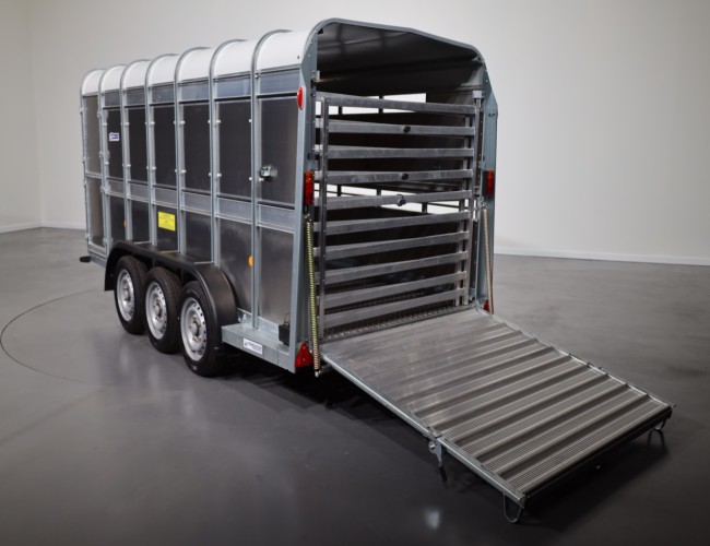 1 Ifor Williams TA510 14x6 (427x178x182cm) Veetrailer 3-asser ADV1095 | Aanhangwagen | Veetrailer