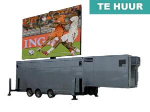 2003 Mobiel LED Scherm 40m2 (830x480cm) P6 met aggregaat