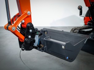 1 Compacttilt CT10 - HS4  Kantelstuk Kubota CW10 (6,0 - 10t) ADV1129