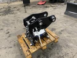 2026 Compacttilt CT10 - HS4  Kantelstuk Kubota CW10 (6,0 - 10t) ADV1129 | Aanbouwdelen | Kantelstuk