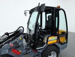 2025 Giant G2700E X-tra (Cabine) VK9545 | Wiellader | Mini Shovel