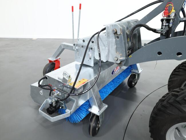 2025 M-Sweep HSTV 600SP 150 G Veegmachine Giant ADV1139 | Aanbouwdelen | Veegmachine / Borstel