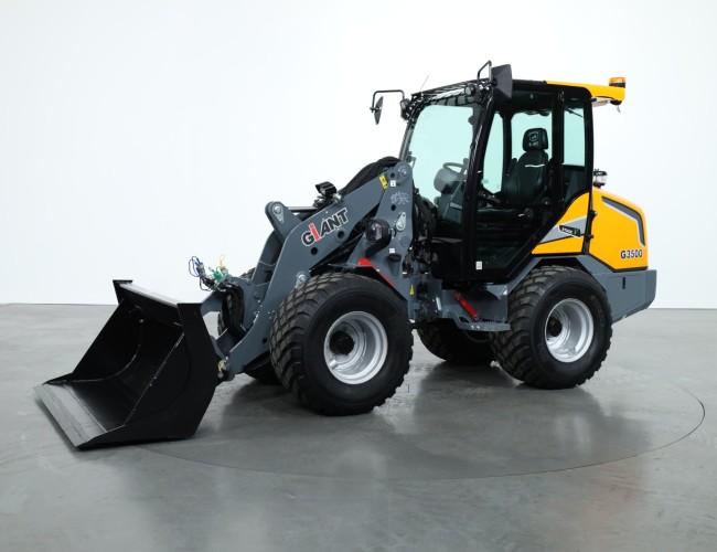 2025 Giant G3500 (Cabine) VK9654 | Wiellader | Mini Shovel