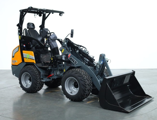 2024 Giant G2200E X-tra VK9689 | Wiellader | Mini Shovel