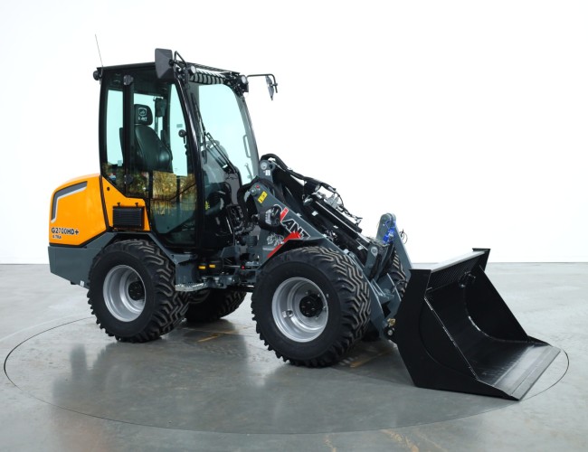 2024 Giant G2700 X-tra HD+ (Cabine) VK9748 | Wiellader | Mini Shovel