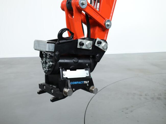 2025 Compacttilt CT3 - Kantelstuk Kubota - CW05 (2,0 - 3,0t) ADV1153 | Aanbouwdelen | Kantelstuk