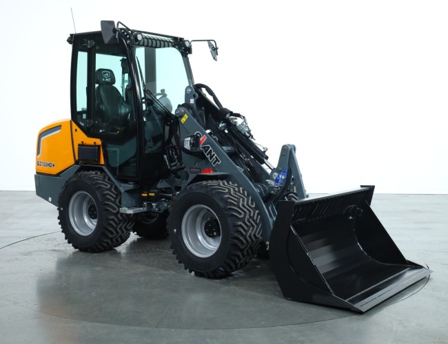 2024 Giant G2700 HD+ (Cabine) VK9789 | Wiellader | Mini Shovel