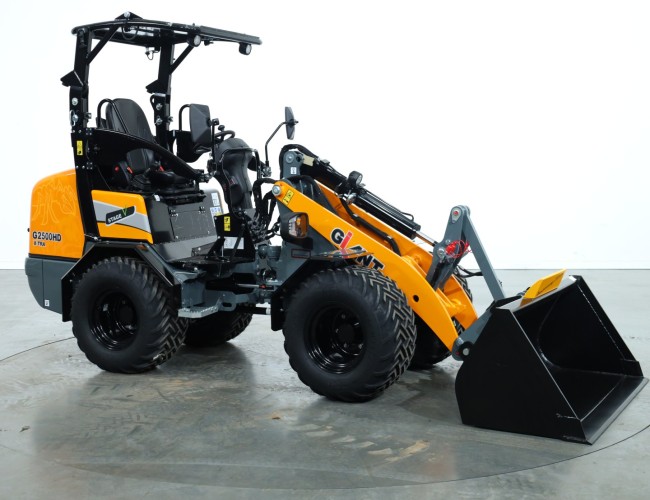 2025 Giant G2500 X-tra HD (Jubileum Editie) VK9883 | Wiellader | Mini Shovel