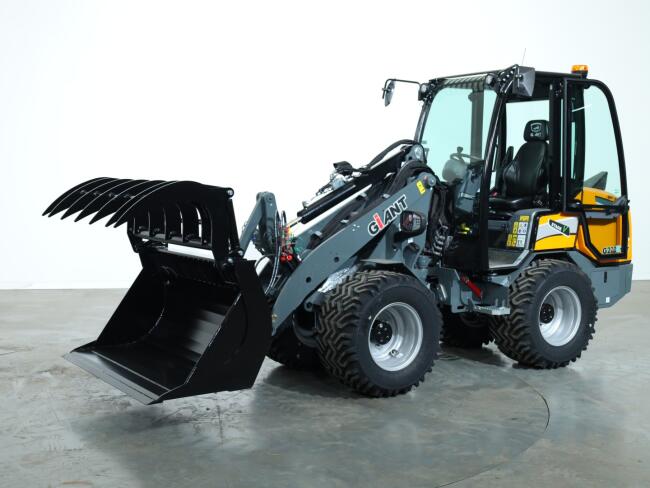 2025 Giant Puinbak met bovenklem 150cm (gesneden tanden) ADV1160 | Aanbouwdelen | Pelikaanbak