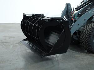 2025 Giant Puinbak met bovenklem 150cm (gesneden tanden) ADV1160 | Aanbouwdelen | Pelikaanbak