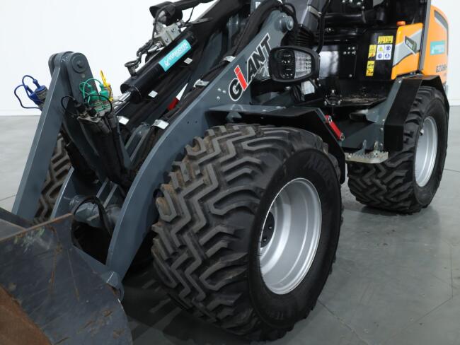 2025 Giant G2700 X-tra HD+ VV1469 | Wiellader | Mini Shovel