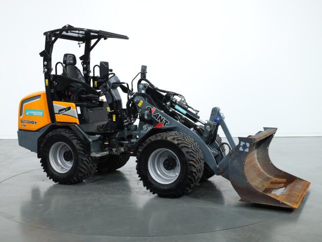 2025 Giant G2700 X-tra HD+ VV1469 | Wiellader | Mini Shovel