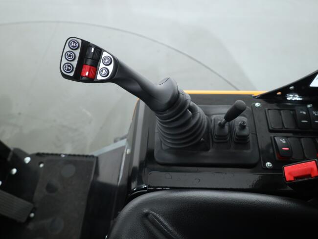 2026 Giant G2700E TELE VK10163 | Wiellader | Mini Shovel