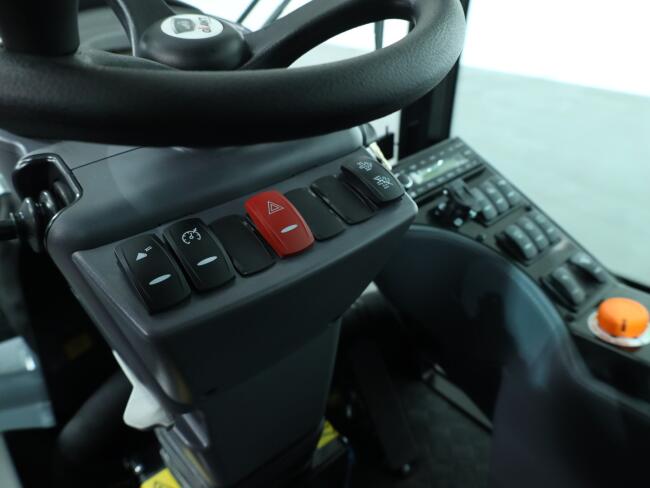 2026 Giant G2700 X-tra HD+ (Cabine) VK10497 | Wiellader | Mini Shovel