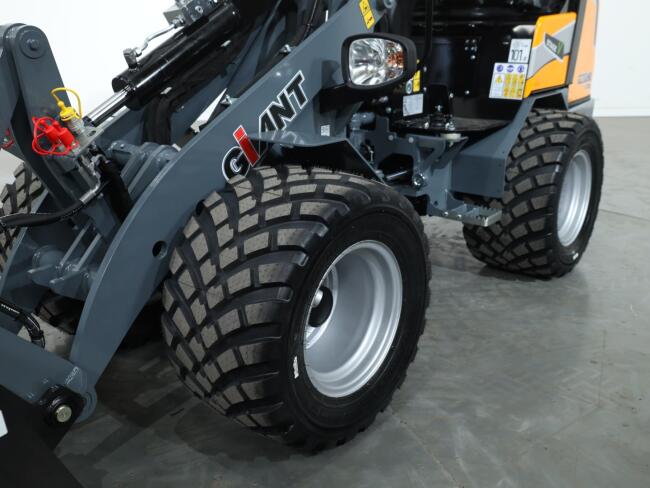2026 Giant G2300 X-tra HD VK11026 | Wiellader | Mini Shovel
