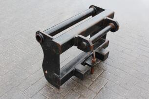 2003 BGU Manitou naar Merlo adapter (tbv merlo lier)