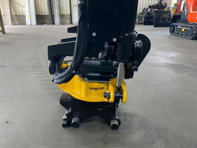 2025 Engcon EC204 Tiltrotator CW05-CW05 SS9 (afneembaar) ADV54 | Aanbouwdelen | Draaikantelstuk